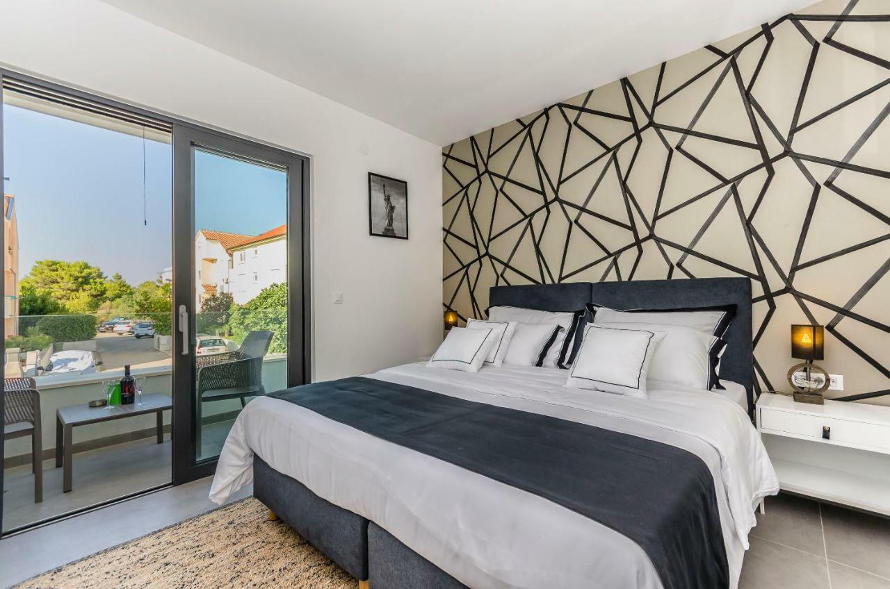 Apartments Villa Adriana I Srima Zewnętrze zdjęcie