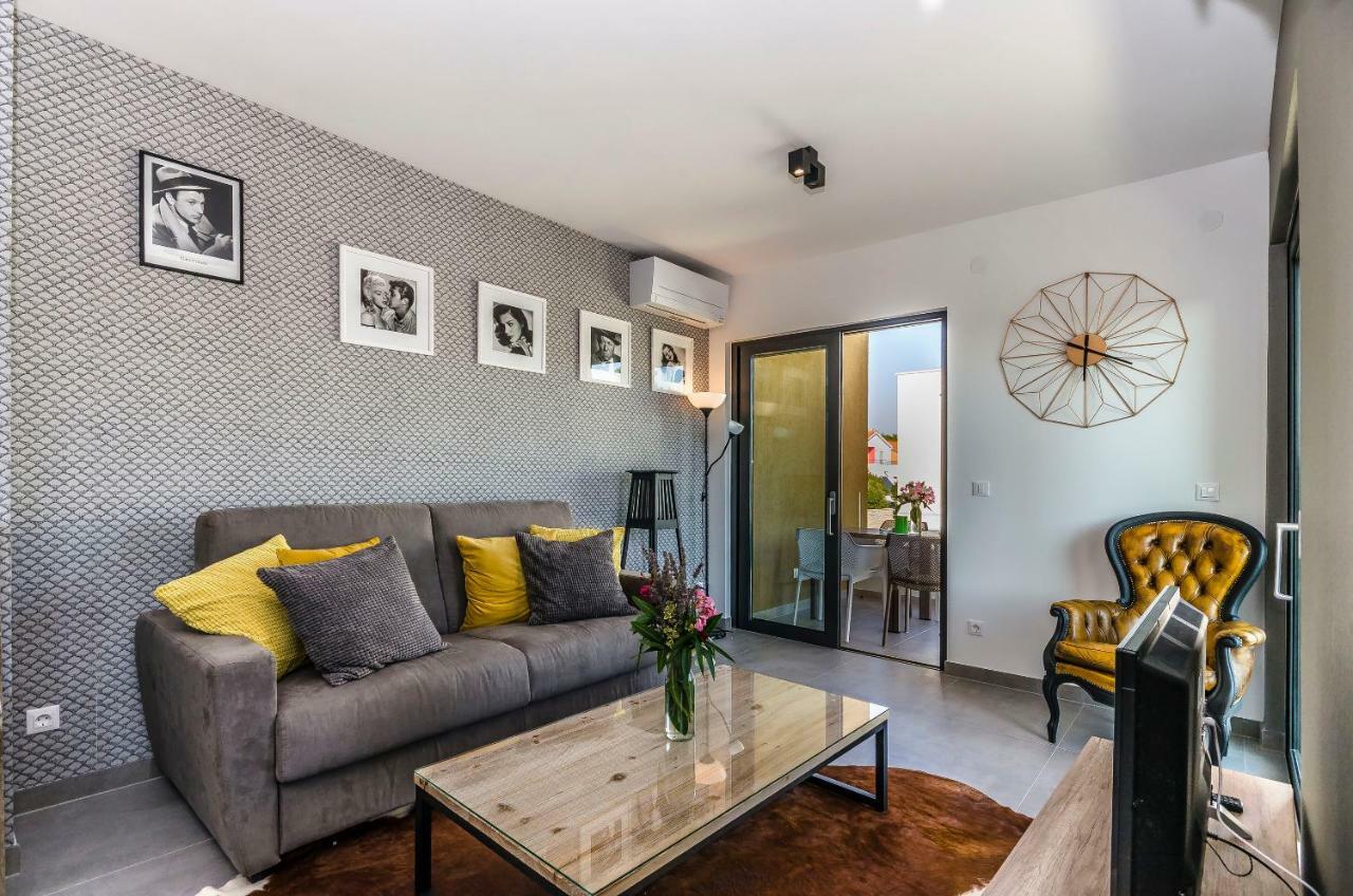 Apartments Villa Adriana I Srima Zewnętrze zdjęcie